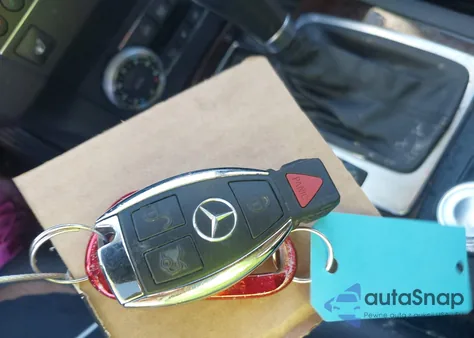 2012 Mercedes-Benz Glk 350 4Matic из США, поврежденный, VIN WDCGG8HB0CF819021